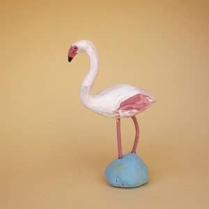 Flamant rose patte pliee santon arlatenco